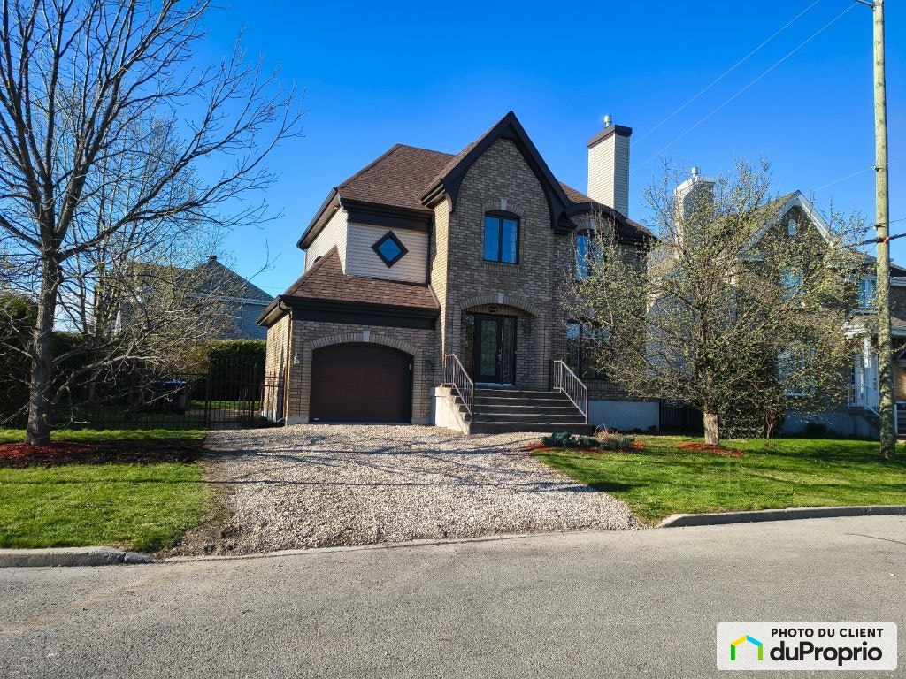 $789,900 - 2 Storey for sale in Ste-Marthe-Sur-Le-Lac — photo 1