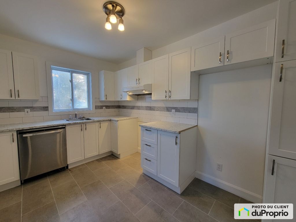 $1,431,000 - 6 units or more for sale in St-Jérôme (St-Jérôme) — photo 2