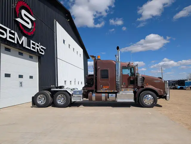 2014 KENWORTH T800 in Heavy Trucks in Kamloops - Image 2