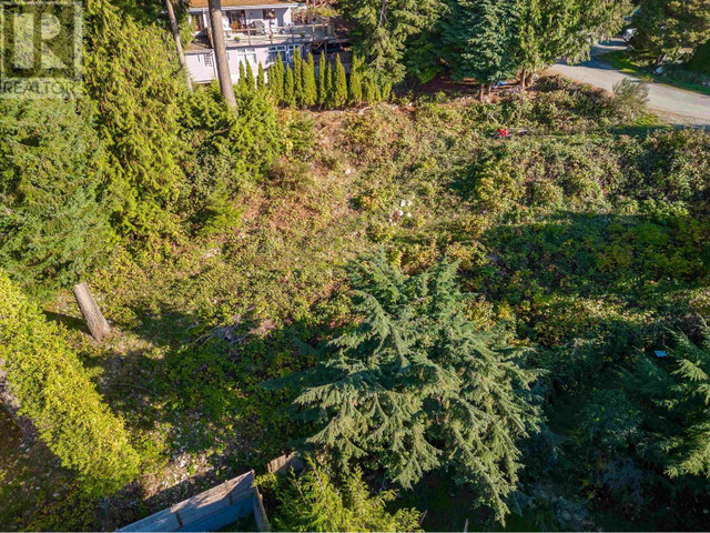 475 BAYVIEW ROAD Lions Bay, British Columbia in Houses for Sale in Sunshine Coast - Image 4