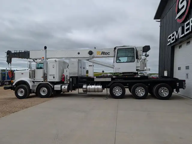 2012 PETERBILT 367 in Heavy Trucks in Kamloops - Image 8