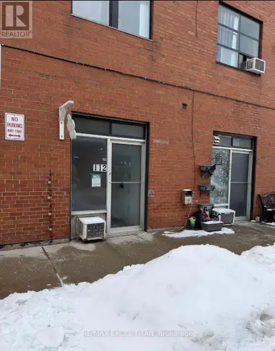Hard Loft Live / Work Space Available for Rent For $2,500 a Month for Over 600 Square Feet. Currentl...