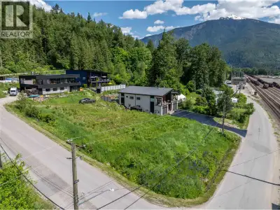 Third of an acre prime building lot just steps from Revelstoke's downtown core! Currently zoned for...