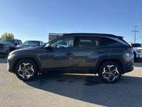 AMVIC Licensed Dealer AMVIC-licensed Dealer. Stock # BF111244A. Who says hybrid efficiency can't com... (image 4)