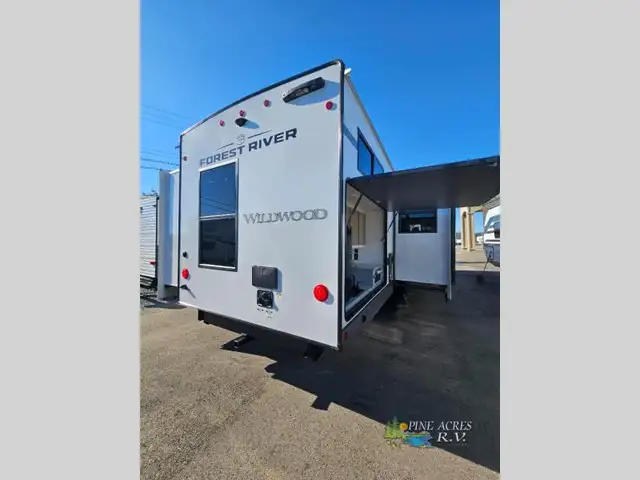2026 Forest River RV Wildwood Heritage Glen 310BHI (Hampton, NB) in Travel Trailers & Campers in Moncton - Image 7