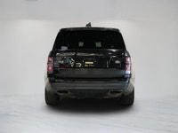 This 2020 Land Rover Range Rover 5.0L V8 Supercharged HSE is a local Ontario vehicle that combines t... (image 6)