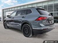 * 2 SETS OF TIRES, WINTERS AND SUMMERS * Panoramic power sunroof * LED tail lights * Automatic LED r... (image 2)