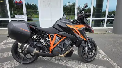 2020 KTM 1290 Super Duke GT — Comfortable for long-distance rides but still delivers aggressive Supe...