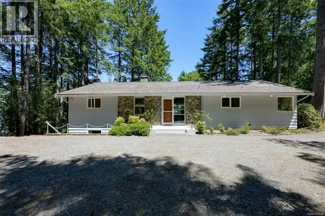 1495 Lands End Rd North Saanich, British Columbia in Houses for Sale in Victoria - Image 7