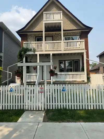 Rooms available near downtown