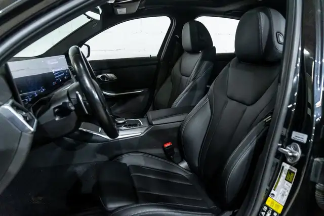 2023 BMW 3 Series 330i xDrive | M Sport | Accès confort in Cars & Trucks in City of Montréal - Image 16