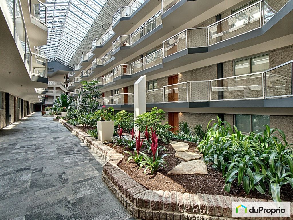 $459,000 - Condominium for sale in Old-Port — photo 1