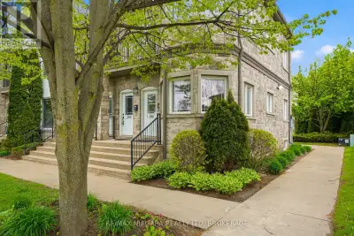 Welcome to effortless living in one of Niagara Falls' most sought-after locations! Just a short 1.5...