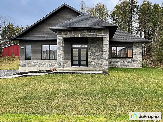 $499,000 - Bungalow for sale in Coaticook — photo 2
