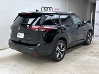 Looking for a low mileage, very well equipped SUV with lots of factory warranty remaining? Check out... (image 3)