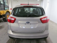 Discover practical hybrid versatility in this used 2015 Ford C-MAX SE, now available at Steele Chevr... (image 2)
