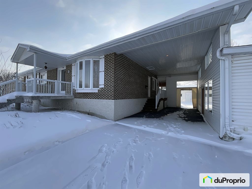 $599,000 - Bungalow for sale in St-Hyacinthe (St-Thomas-D'Aquin) — photo 2