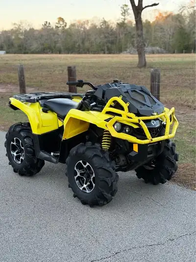 APPLY NOW: https://www.ridecollective.ca/get-pre-approved 2019 CAN-AM OUTLANDER 650 XMR • Rotax 650...