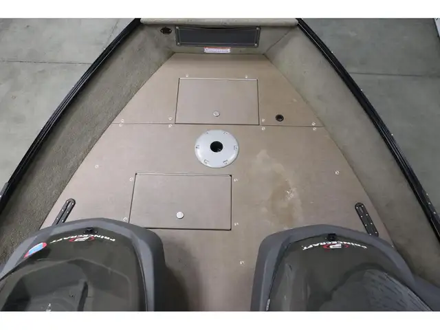 2016 Princecraft HOLIDAY DLX 162 SC + MERCURY 60HP & REMORQUE in Powerboats & Motorboats in Laurentides - Image 7