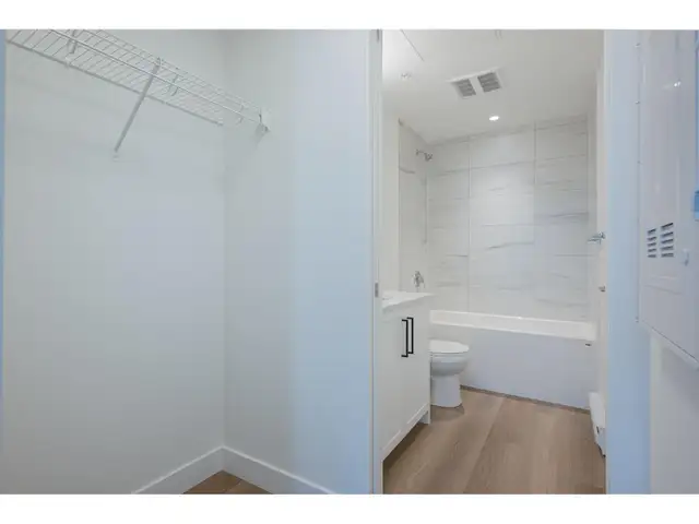 306 33820 SOUTH FRASER WAY Abbotsford, British Columbia in Houses for Sale in Abbotsford - Image 19