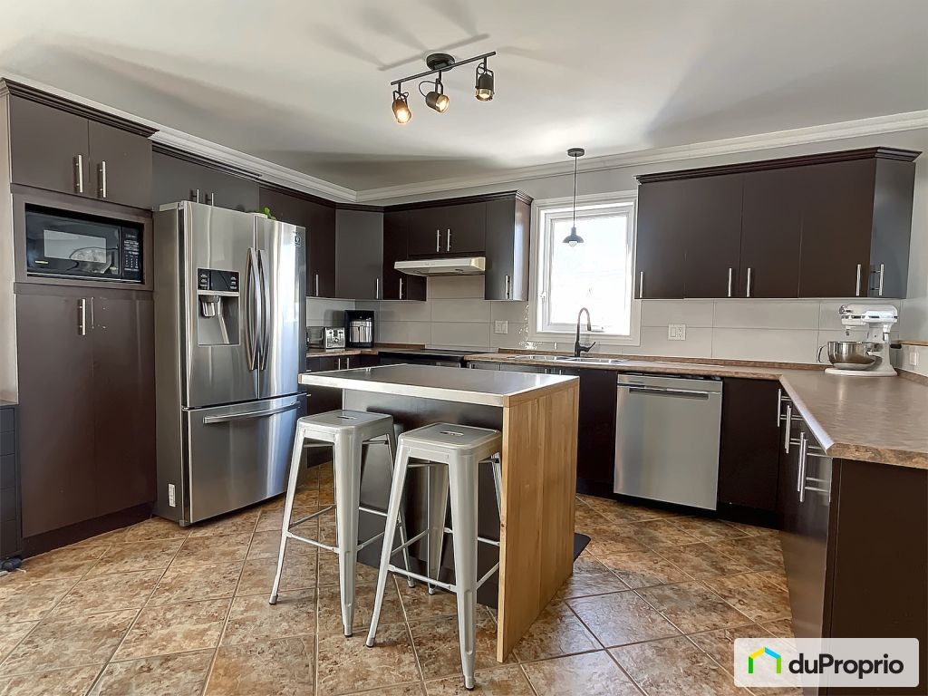 $349,000 - Bungalow for sale in Dolbeau-Mistassini — photo 3