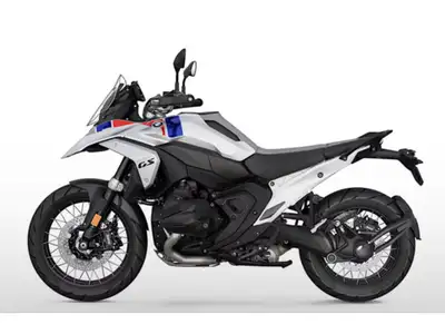 Take advantage of our BMW special deal! Choose either $1,500 rebate or finance rate starting at 4.99...