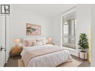 Rare to find a unique unit in award-winning Paramount by Keltic Development in the heart of Richmond...