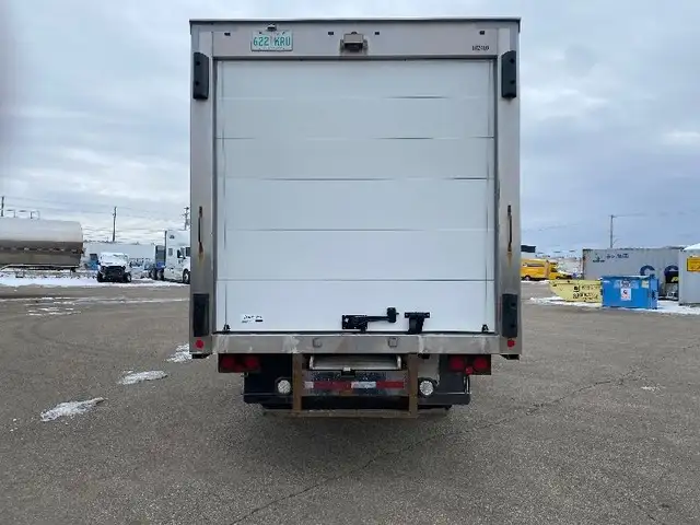 2018 Hino Truck 195 FROZEN in Heavy Trucks in Saskatoon - Image 8