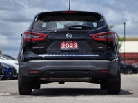 Come see this 2023 Nissan Qashqai S before it's too late! *This Nissan Qashqai Is Competitively Pric... (image 4)