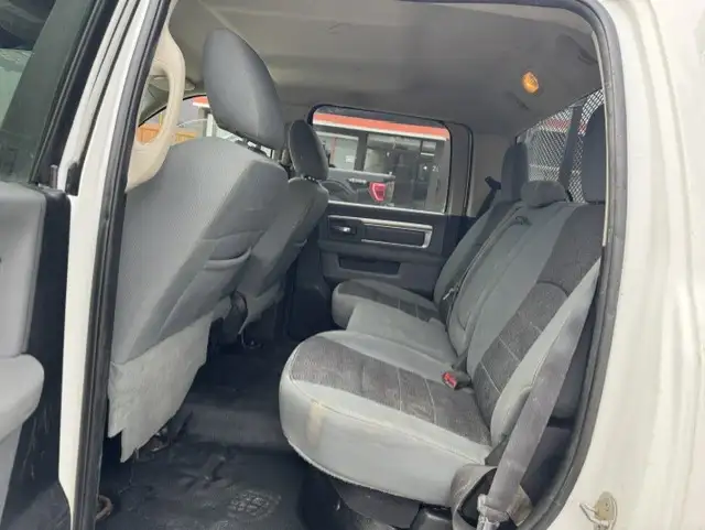 2013 Ram 5500 SLT 4WD 6.7L CUMMINS DIESEL-12' FLAT DECK-CREW CAB in Cars & Trucks in City of Toronto - Image 10