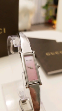 $$$$700 Gucci watch 