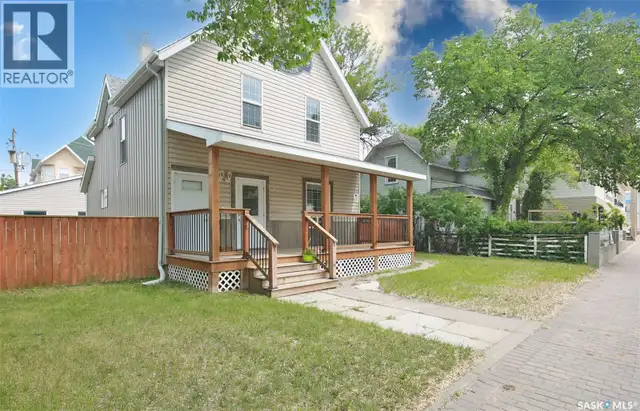 66 Athabasca STREET W Moose Jaw, Saskatchewan in Commercial & Office Space for Sale in Moose Jaw - Image 2