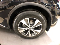 SUV ......... AWD ......... 3.5 LITER 6-CYLINDER ENGINE WITH 260 HP AND 240 LB-FT OF TORQUE .......... (image 9)