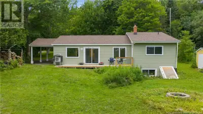 Charming bungalow nestled on a beautiful private lot just off Route 845, between Kingston and Long R...