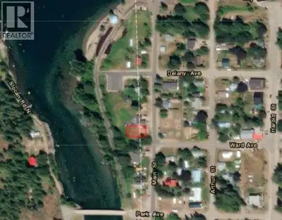 Here is your chance at this amazing property that contains two lots (9 &10) totaling 6,000 sq. ft. A...