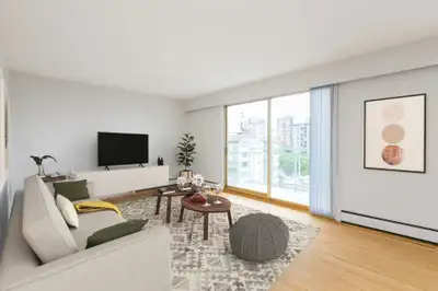 Positioned just off the popular Robson Street in Downtown Vancouver, Casa Bella offers a gym for res...