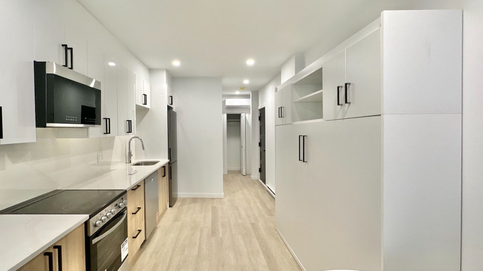 Studio meublé à Hochelaga - Électros + WiFi inclus - Disponible! 4