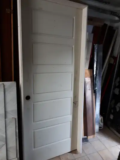 PORTE STYLE SHAKER AVEC CADRE (32 X 80), View more