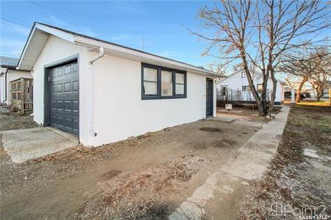 67 Central AVENUE S in Houses for Sale in Swift Current - Image 2
