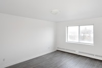 6 Months of Free Storage Visitez notre site Web : https://www.capreit.ca/fr/appartements-a-louer/mon... (image 7)