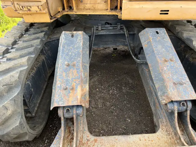 1999 Sumitomo SH135 U Excavator LOW Hours #7470 DP in Heavy Equipment in Edmonton - Image 25