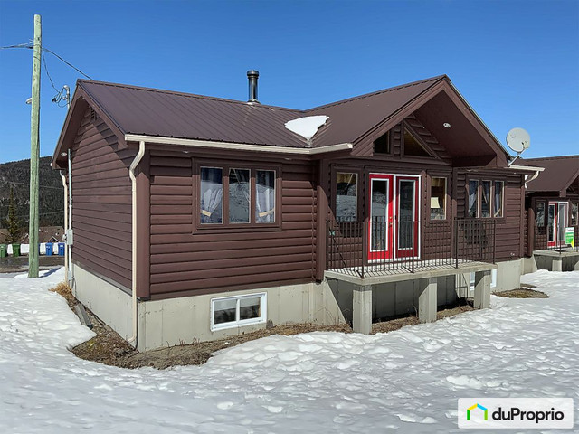 500 000$ - Chalet à vendre à St-David-de-Falardeau dans Maisons à vendre  à Saguenay - Image 4