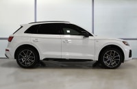 Traction intégrale Audi quattro / Apple Carplay + Android Auto / Navigation / Toit ouvrant panoramiq... (image 3)