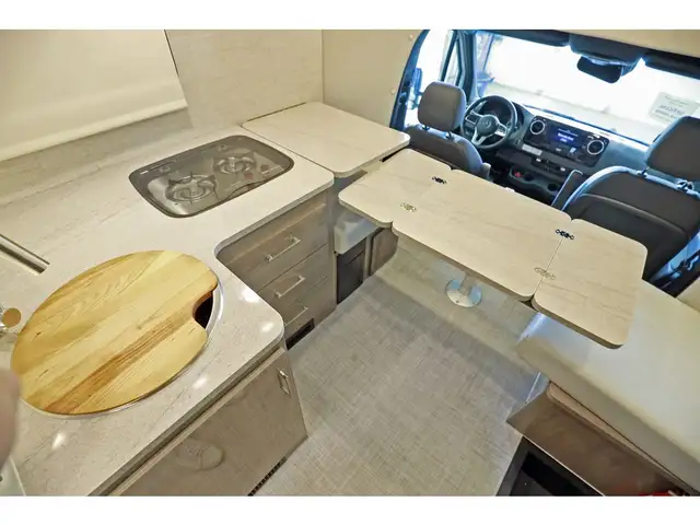 2023 Entegra Coach Qwest 24N B+ Mercedes turbo diesel 2023 NEUF in RVs & Motorhomes in Laval / North Shore - Image 10