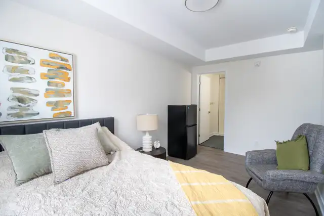 Private Room with Private Washroom - 5 minutes walk from Carleto in Long Term Rentals in Ottawa - Image 7