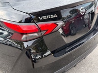 2021 Nissan Versa SR SR Trim * CarPlay * Remote Start * Super Black 1.6L 4-Cylinder DOHC 16V FWD CVT... (image 9)