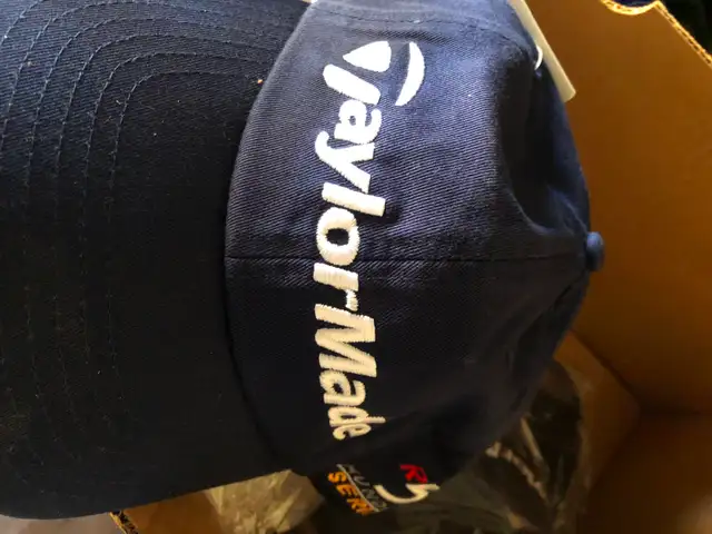 Taylormade golf hats. in Golf in Ottawa - Image 4