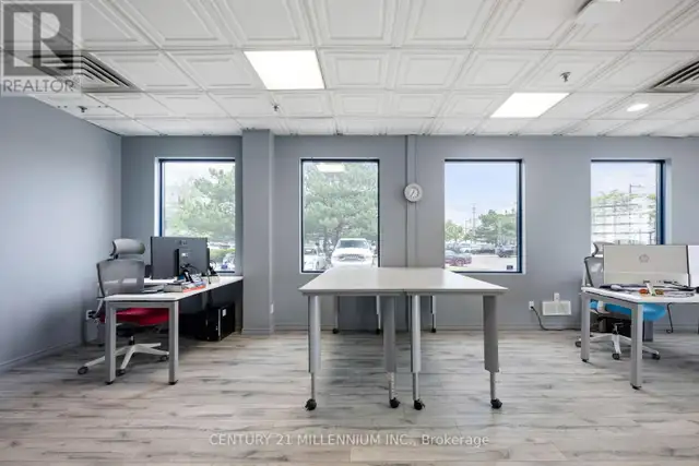 18 - 2355 DERRY ROAD E Mississauga (Northeast), Ontario in Commercial & Office Space for Sale in Mississauga / Peel Region - Image 16