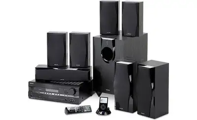 Marque: Onkyo HT-R560 Comprend une station d'accueil pour iPod Prêt pour la radio par satellite Télé...