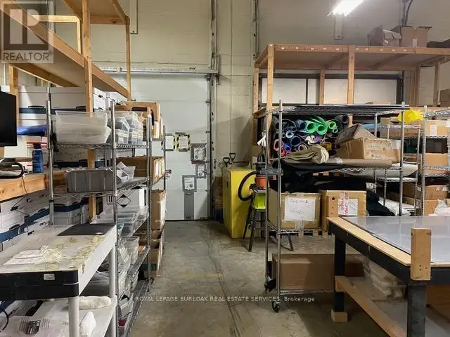 E8 - 1155 APPLEBY LINE Burlington (Industrial Burlington), Ontar in Commercial & Office Space for Rent in Oakville / Halton Region - Image 6